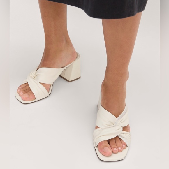 Everlane The Day Twist Heel in Canvas - Picture 1 of 9